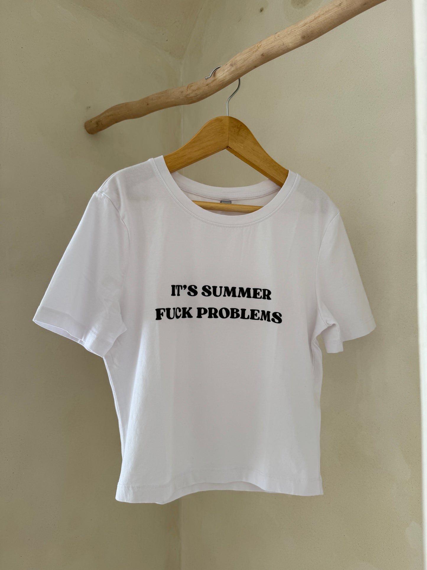 Crop Top "It's summer fuck problems"